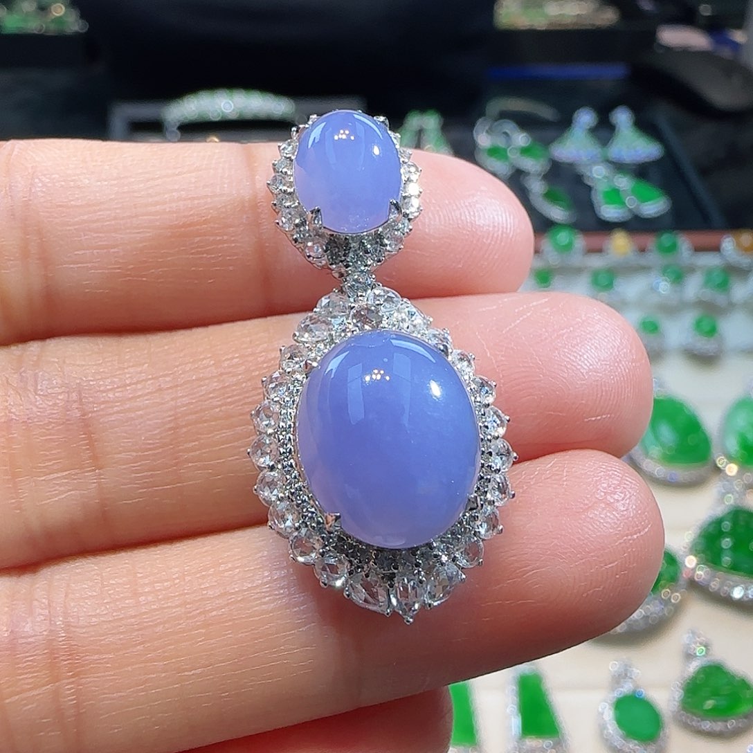 翡翠吊坠(不含链)18K金镶嵌