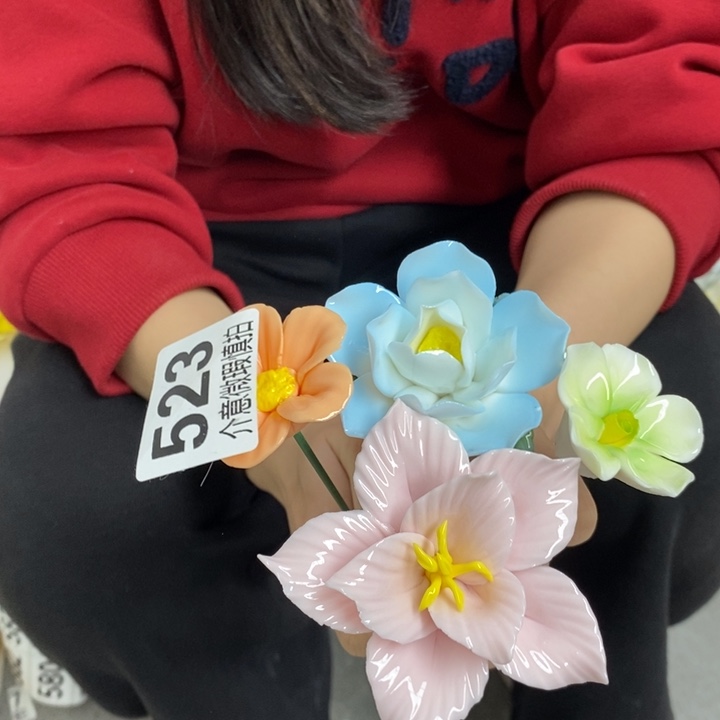 摆件陶瓷材料加工