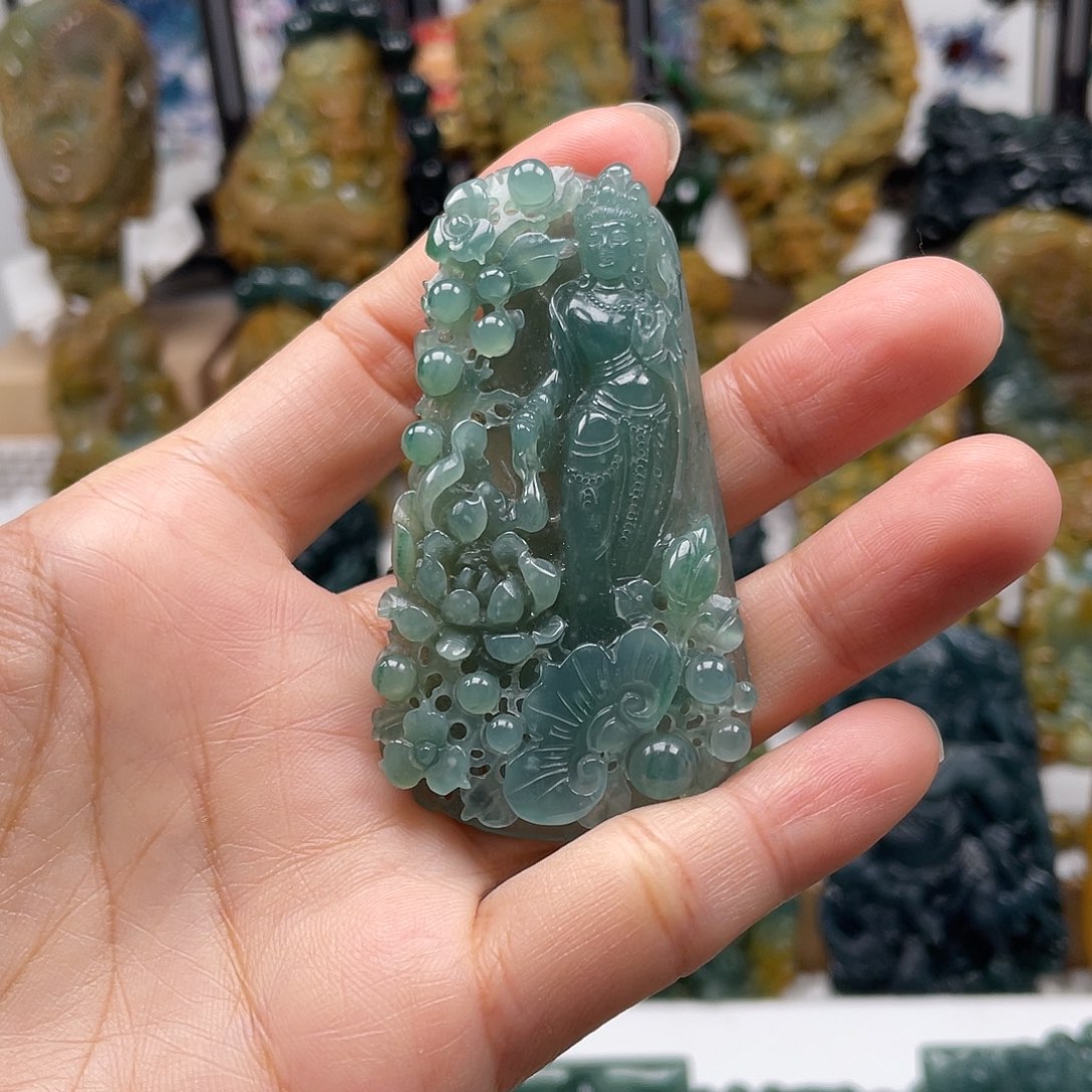 翡翠未镶嵌颈饰天然翡翠a货观音