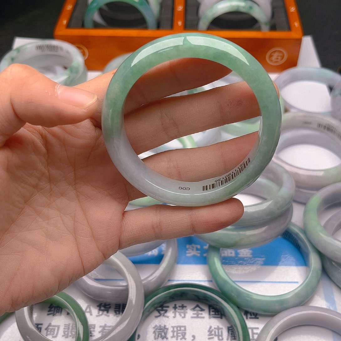 未镶嵌手镯翡翠5859. 141