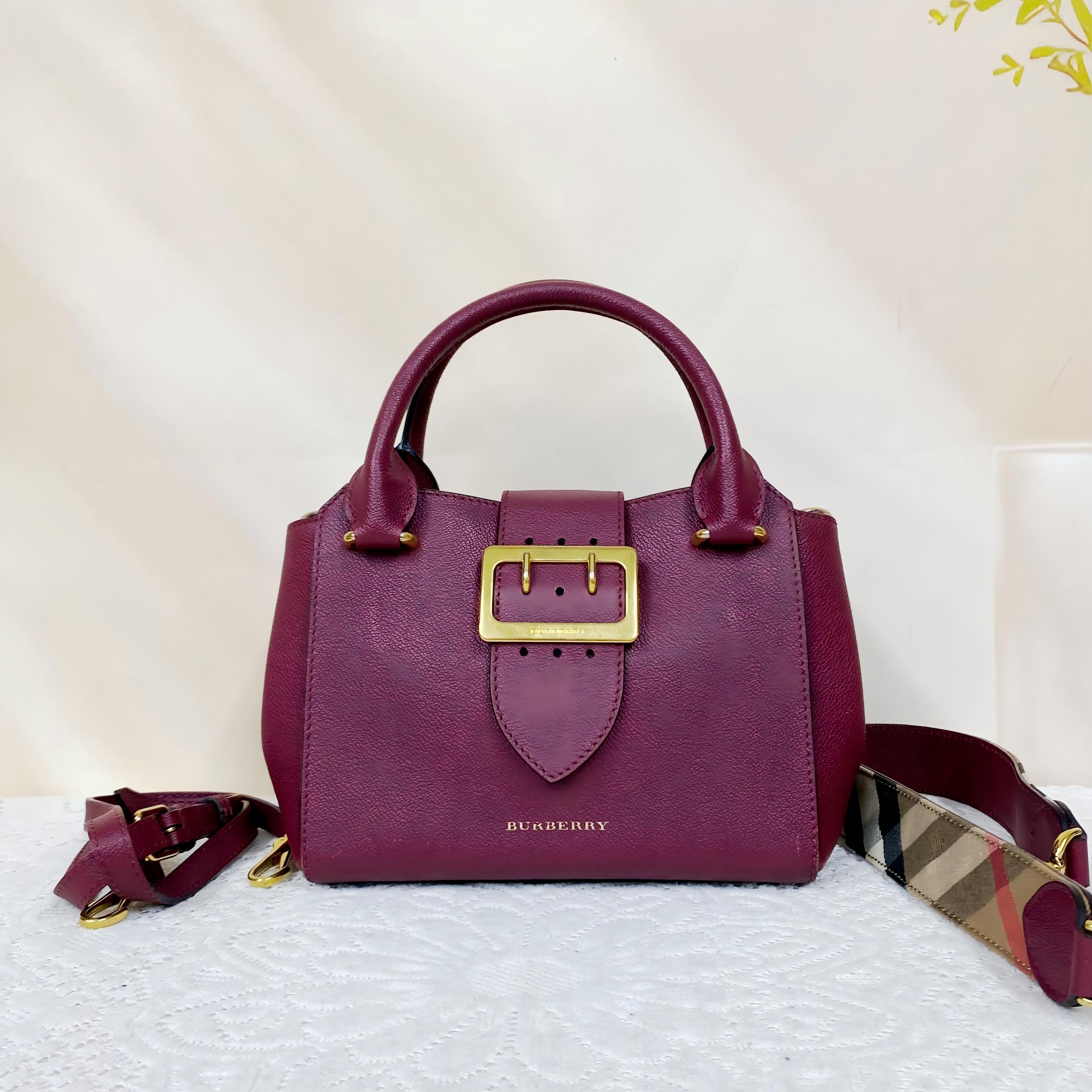 99新 BURBERRY/博柏利 /夏vv1109/单肩包/14465729