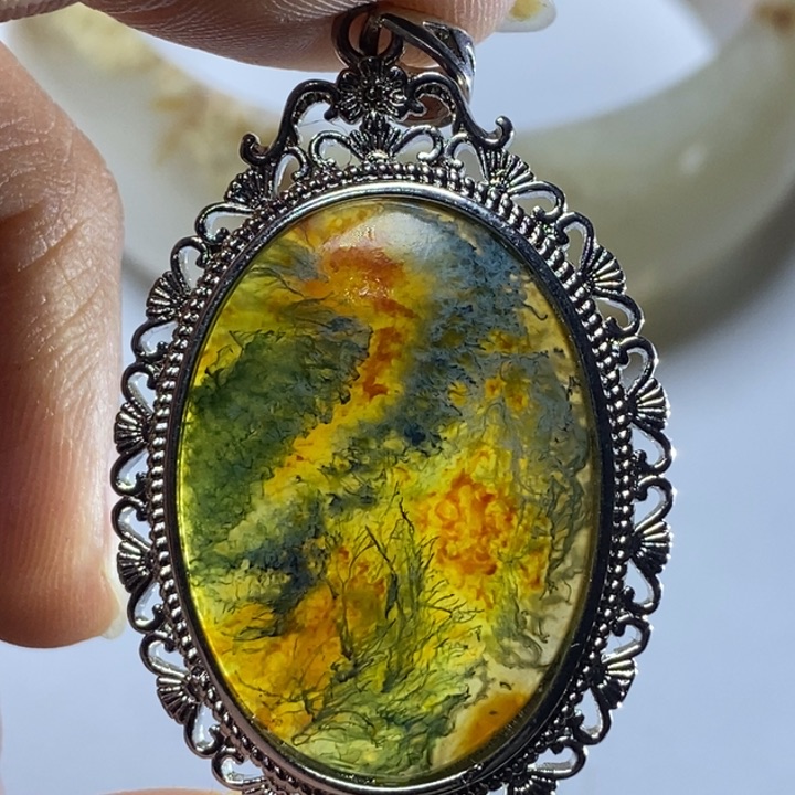 玛瑙/玉髓颈饰未镶嵌