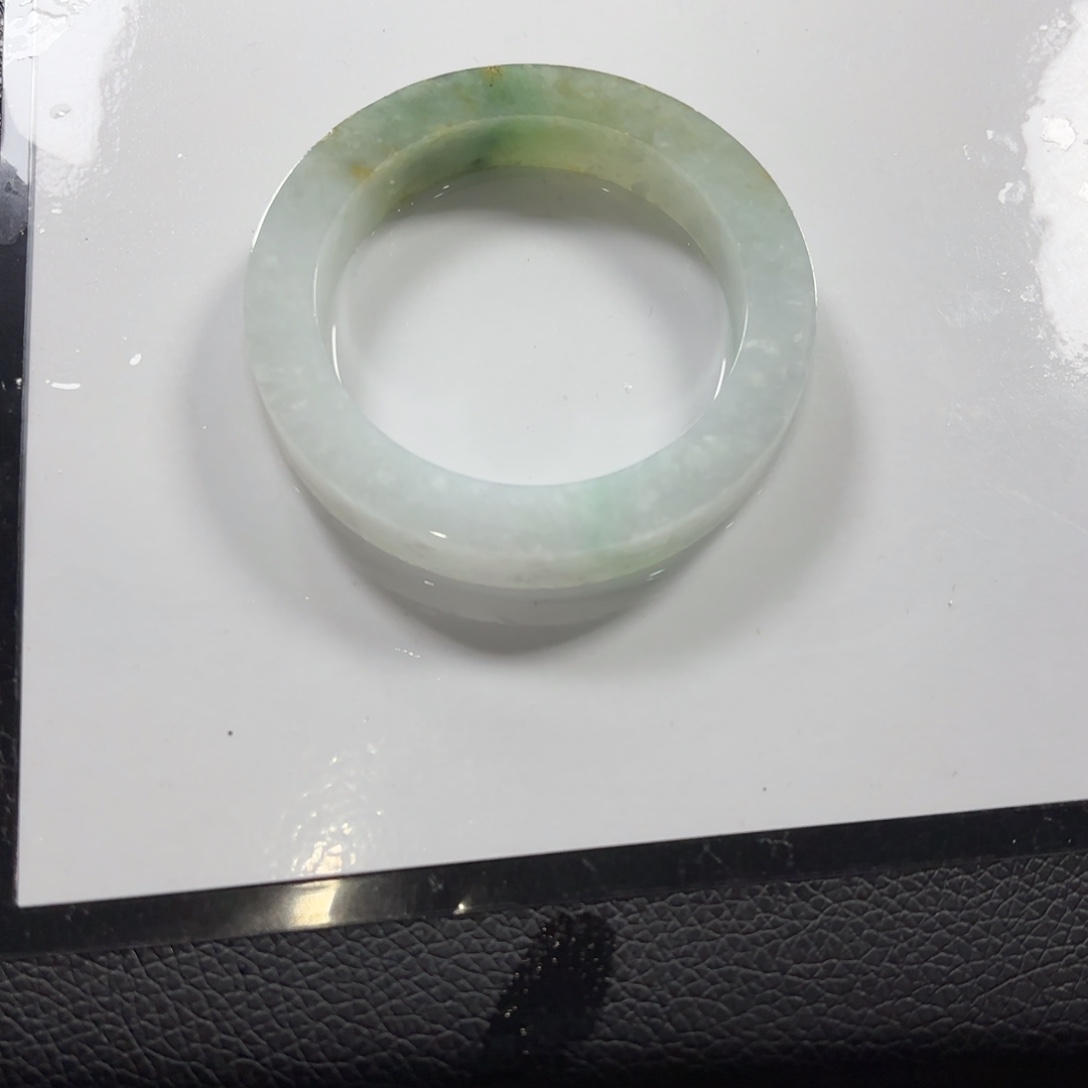 定制翡翠未镶嵌手镯