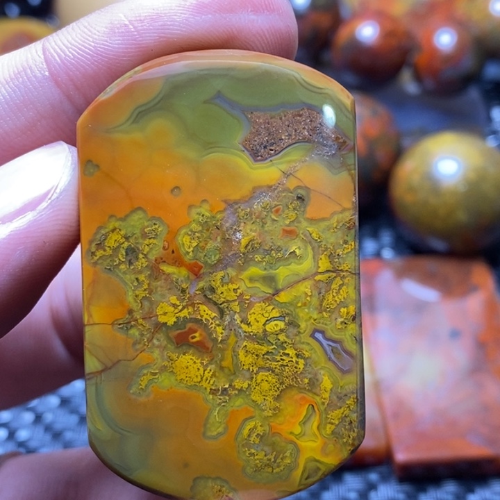 玛瑙/玉髓颈饰未镶嵌