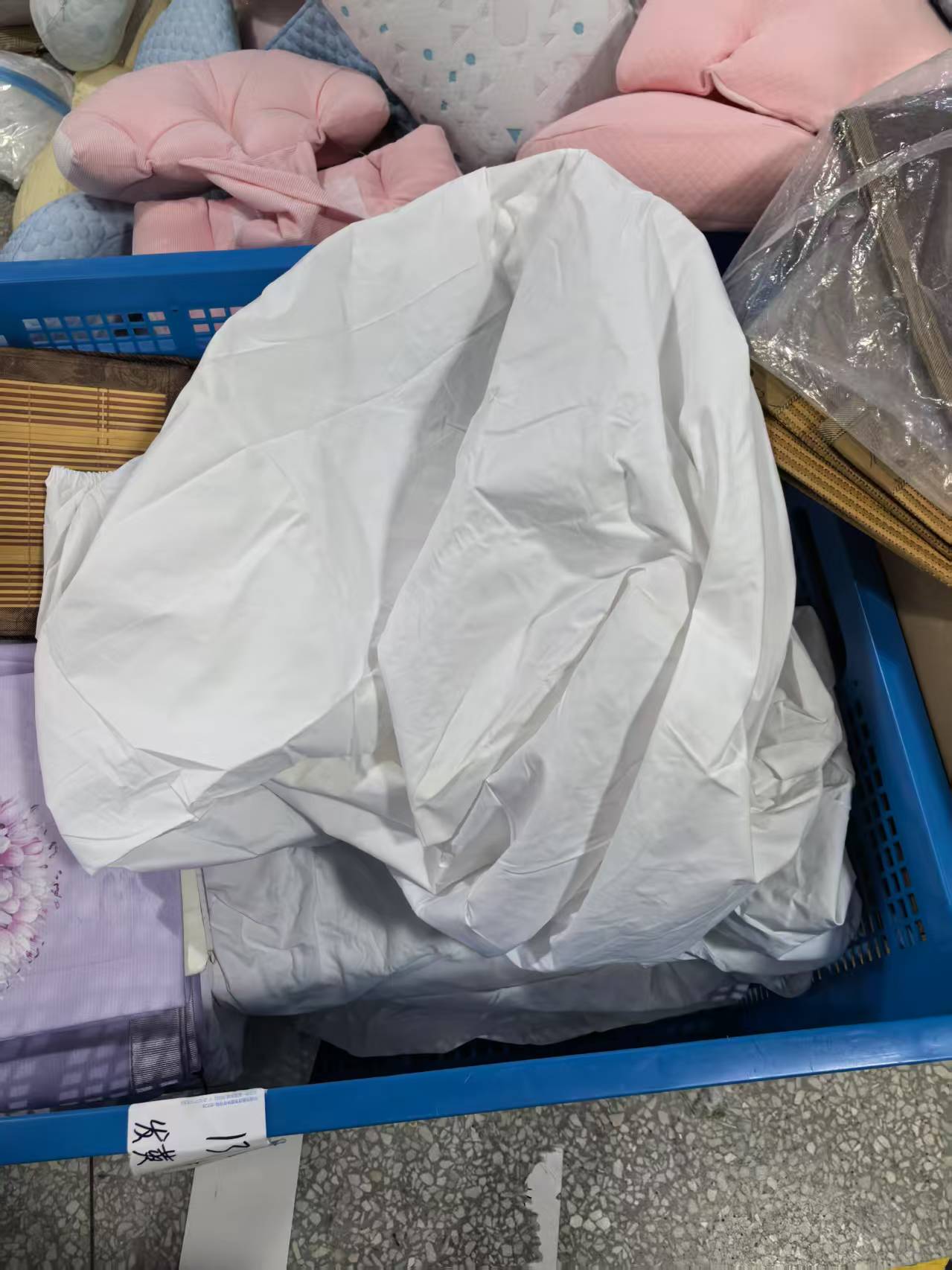 《厚广家》3楼135×200白色涤棉床笠 发1张60%棉 微发黄