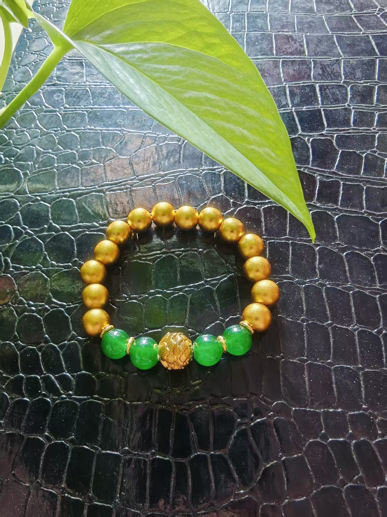 【万佳集团】鎏世金 莲花珠珠手链 GO7888 时尚饰品