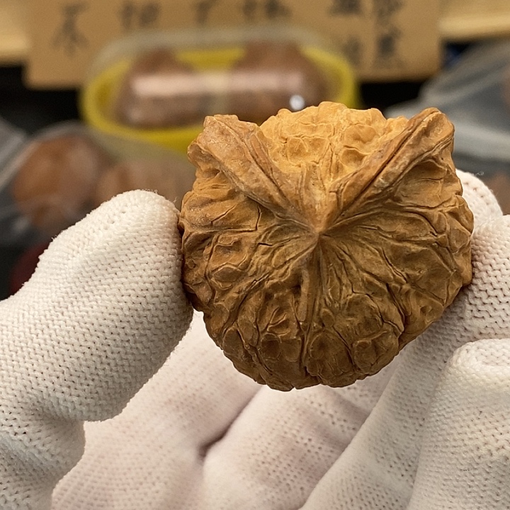 幸***运文玩核桃吊坠泛油不退不换