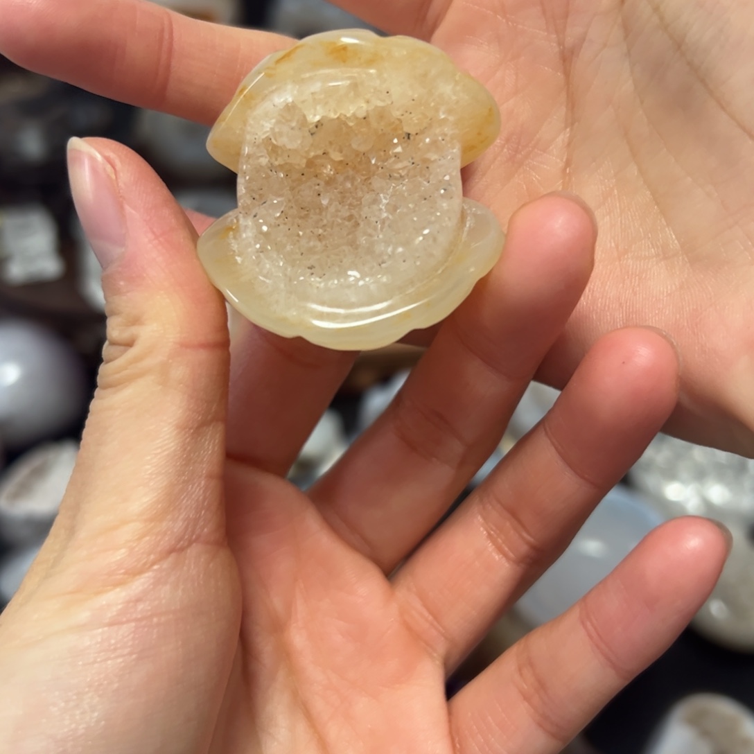 玛瑙/玉髓未镶嵌珠宝奇石