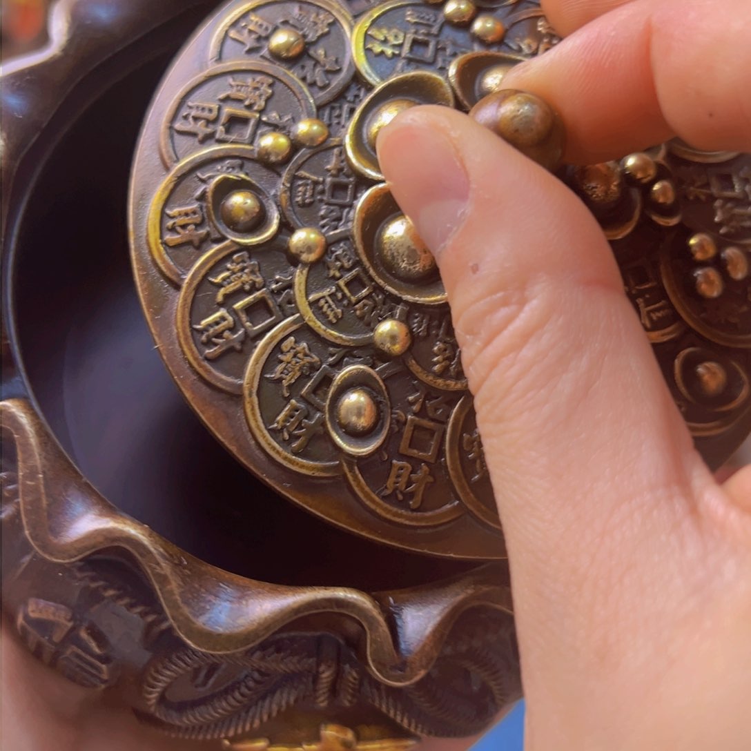 原矿风磨铜烟灰缸