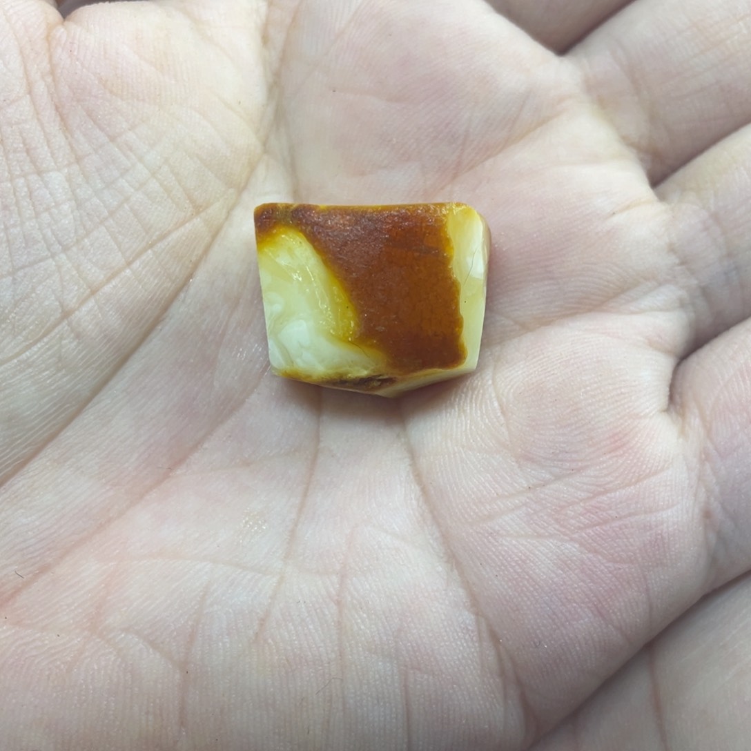 定制琥珀未镶嵌✨****?天然琥珀