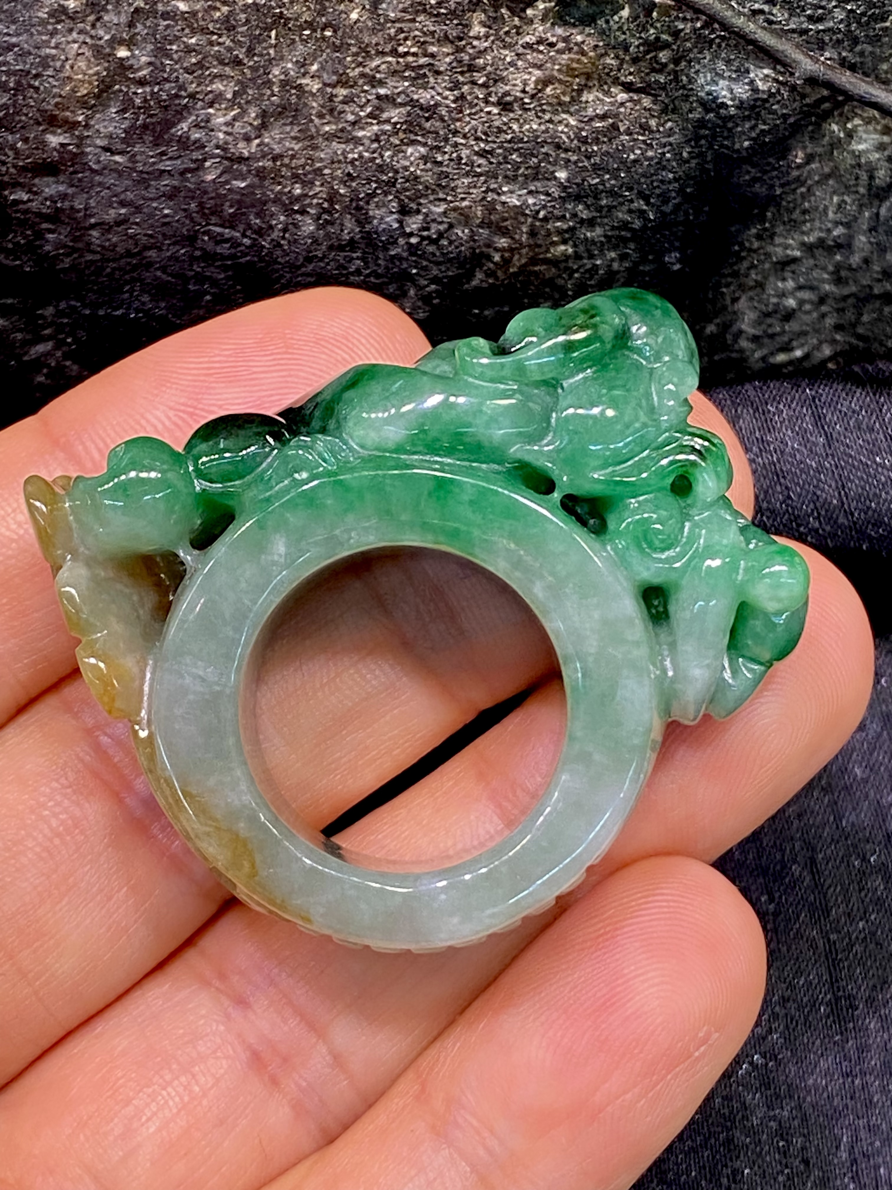 三彩翡翠龙凤扳指