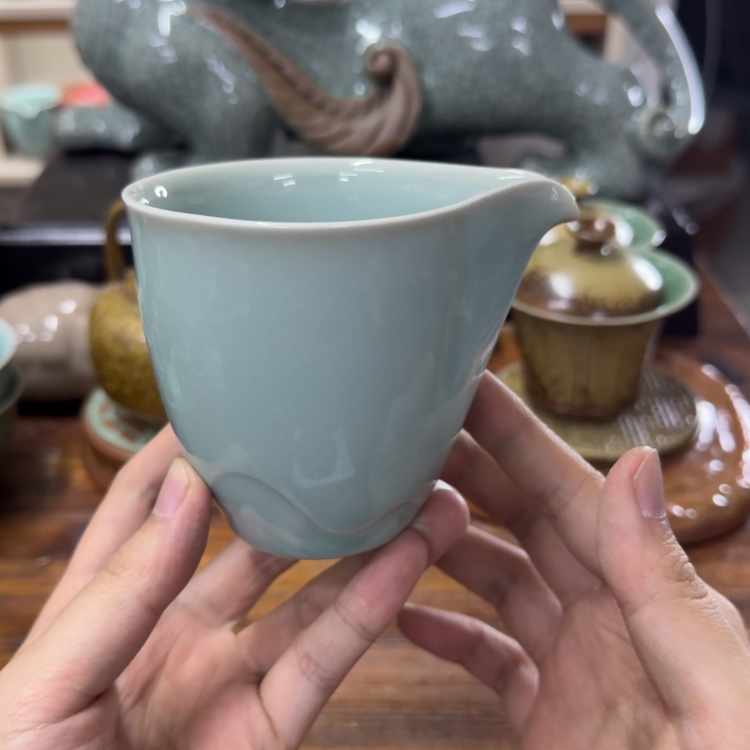 龙泉青瓷茶具微瑕6783