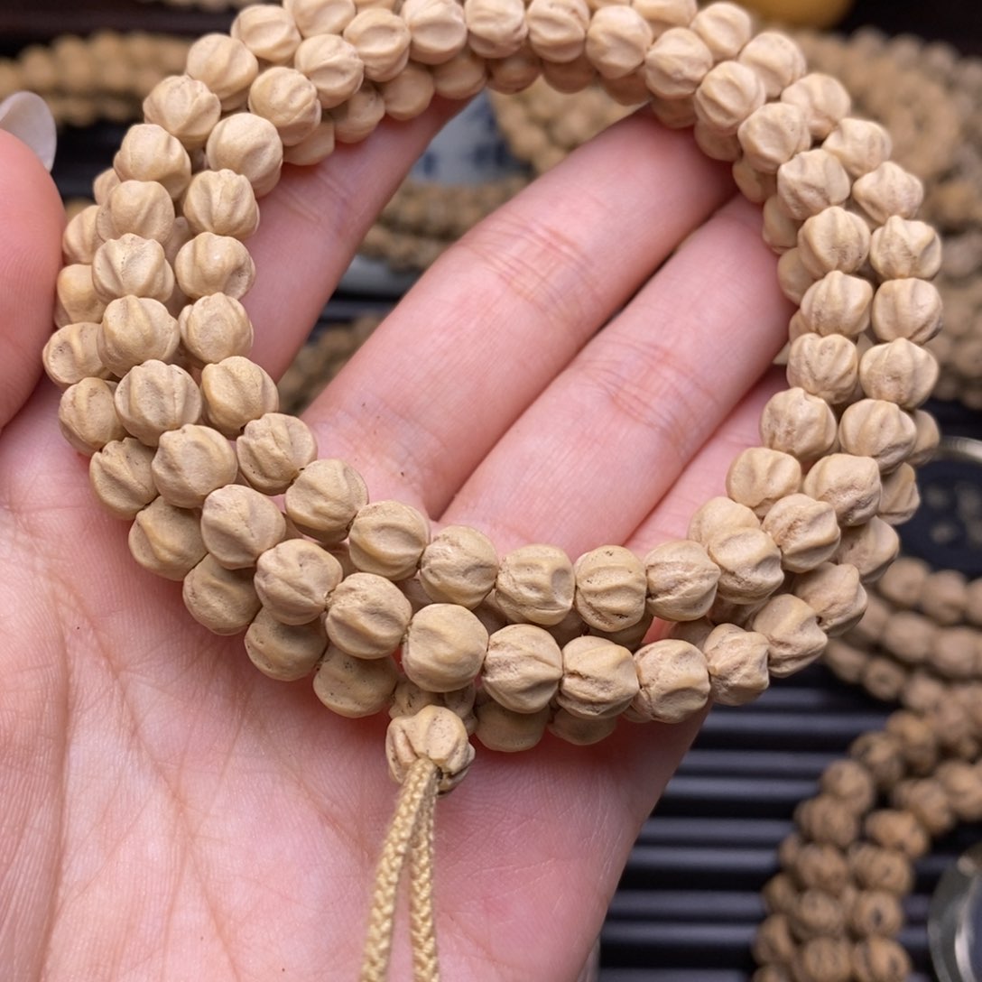 柏香籽/百香籽吊坠蜀*