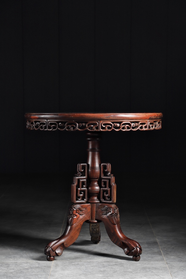 清晚期 海派老红木立柱圆桌 