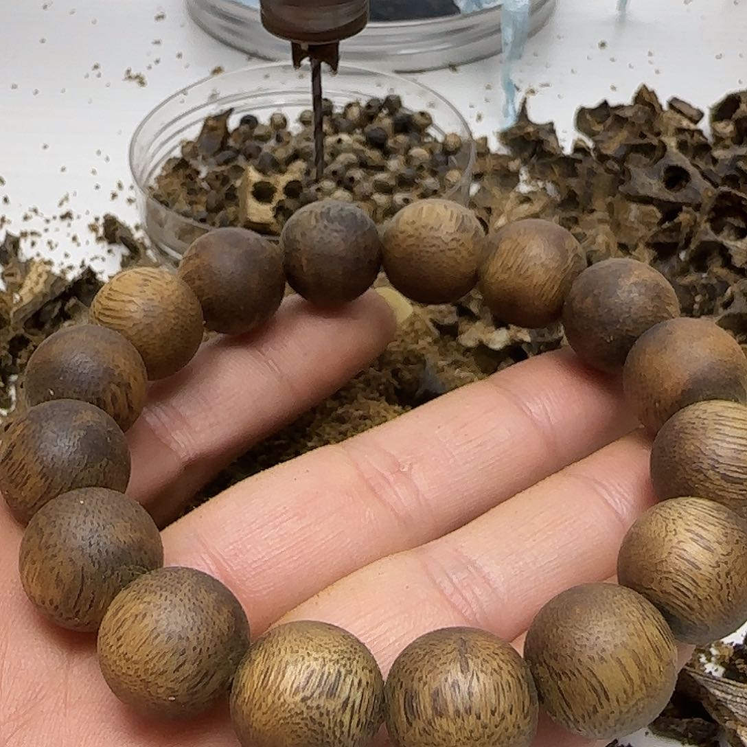 沉香木手串绿棋楠沉香1.4单圈15克