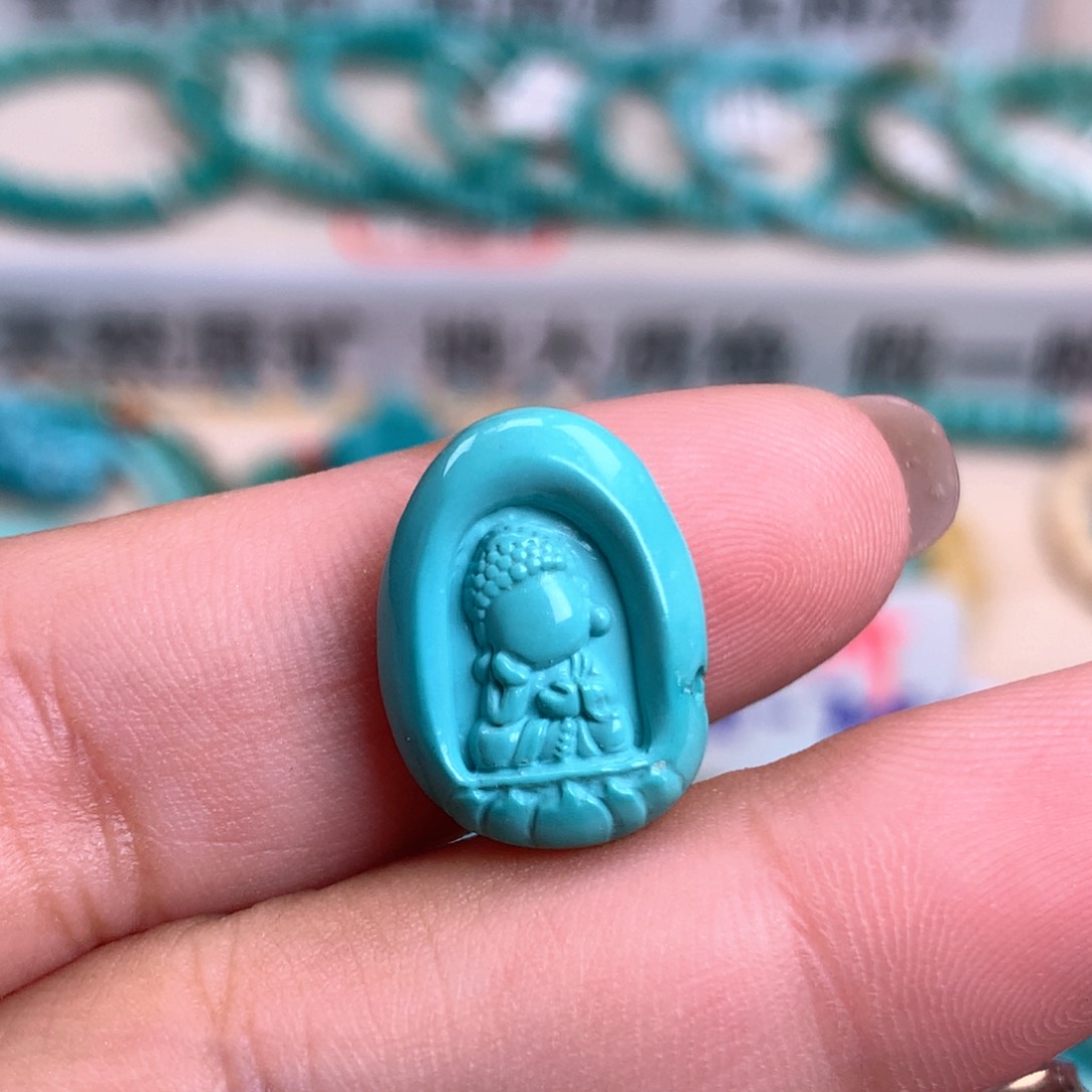 绿松石未镶嵌雕刻