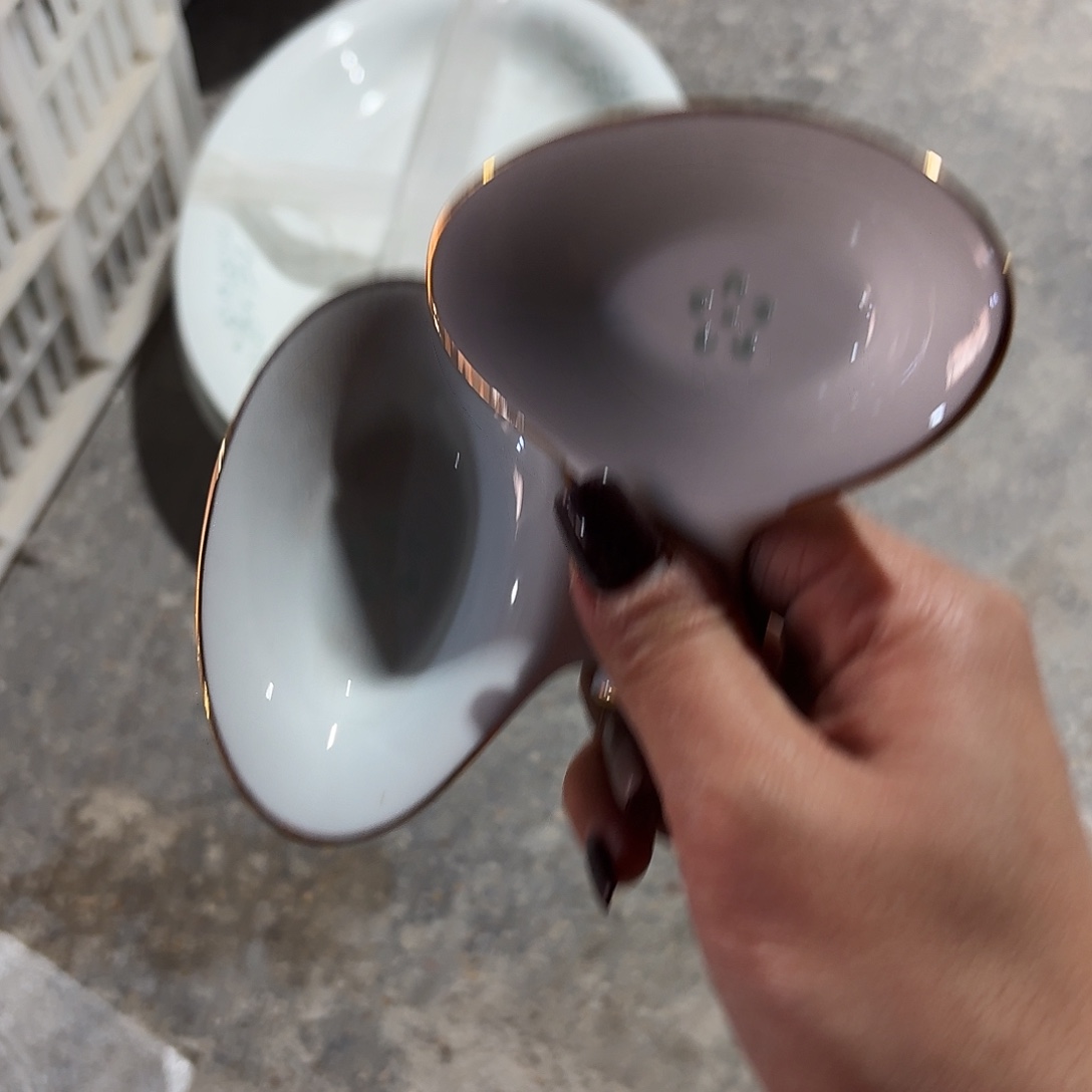 景德镇调理碟金两个微瑕