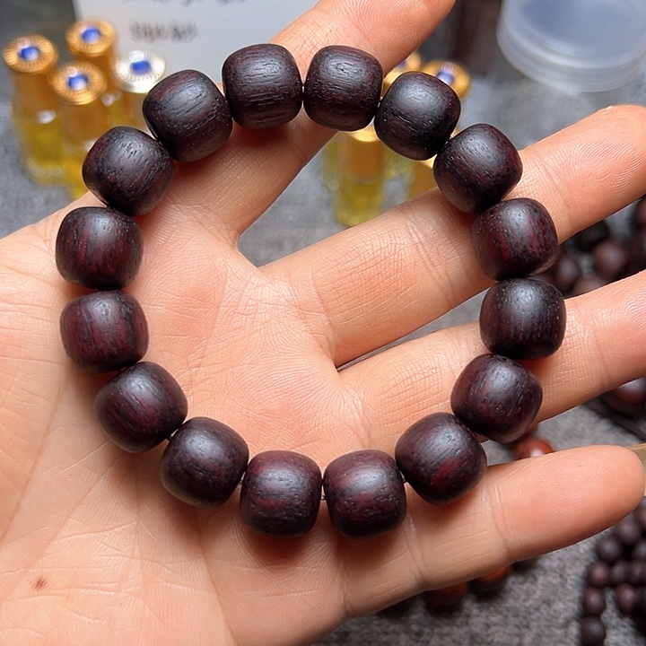 藤类降真香1.4老型红油精品一档