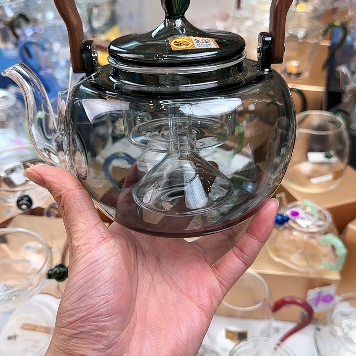 禾器烟灰色山雅壶