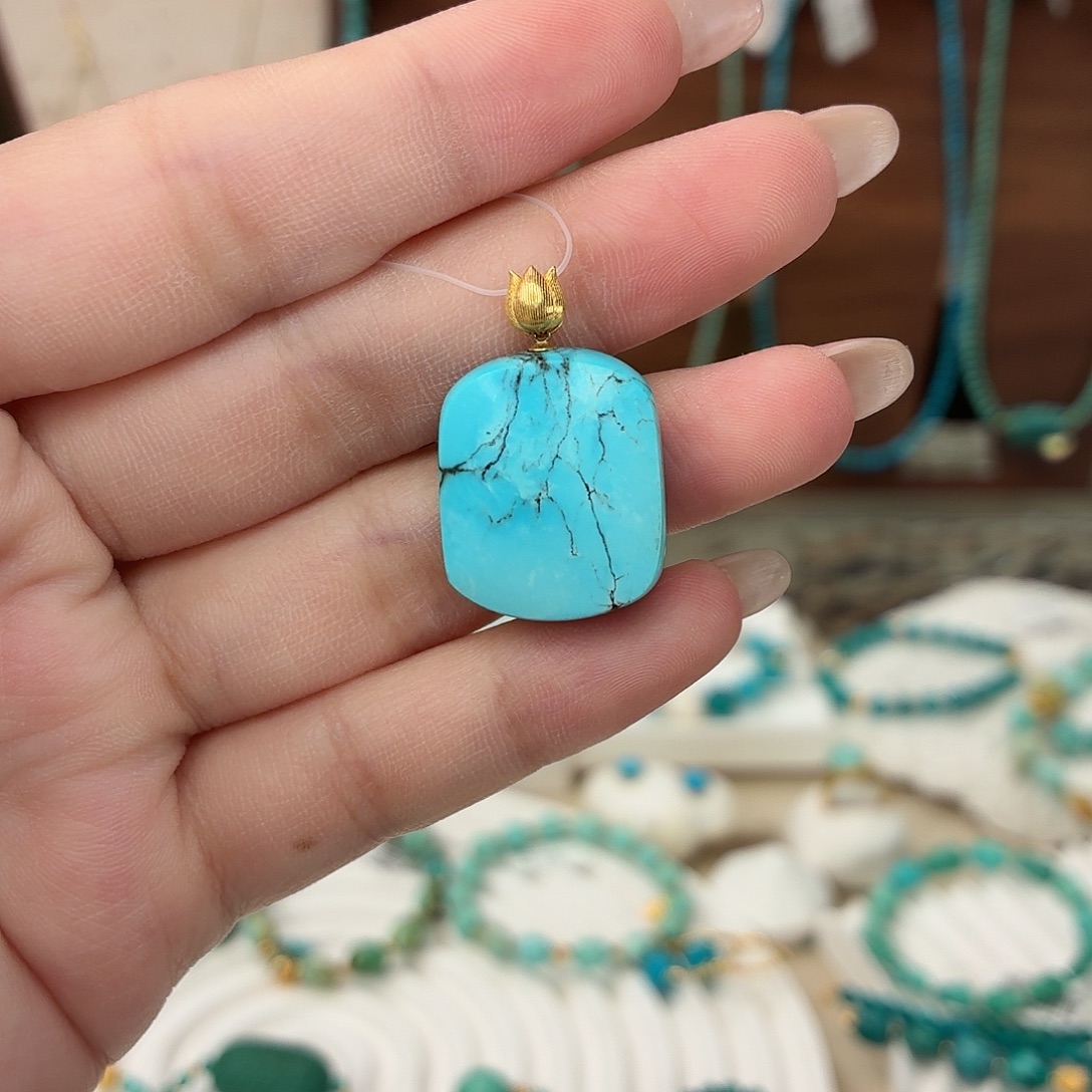 绿松石18K金镶嵌吊坠(不含链)