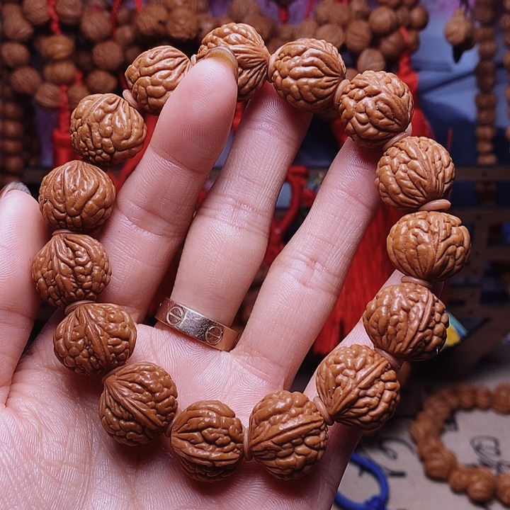 桃核吊坠龙纹桃枭