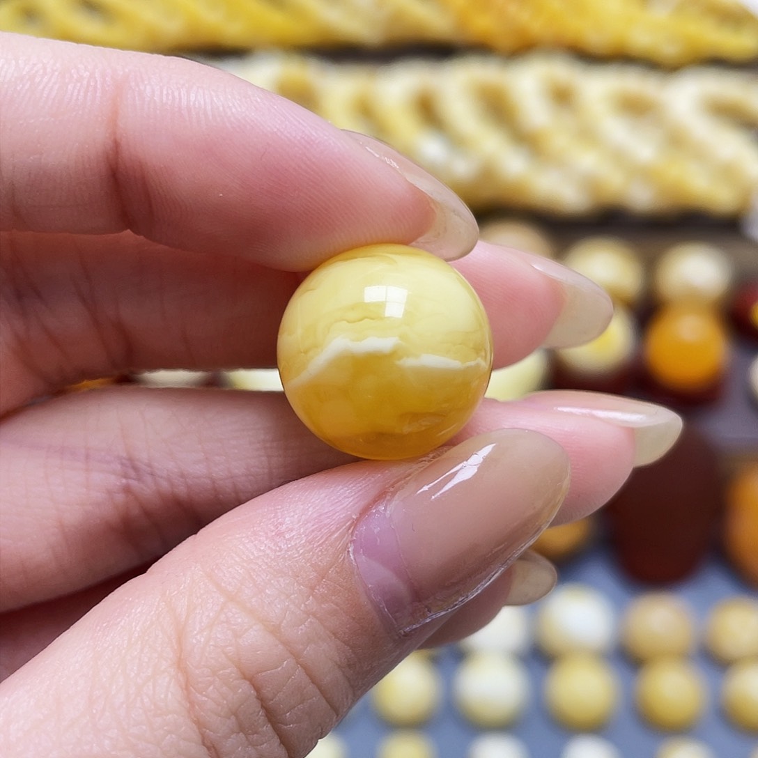 未镶嵌琥珀裸石蜜蜡圆珠16.5mm瑕疵
