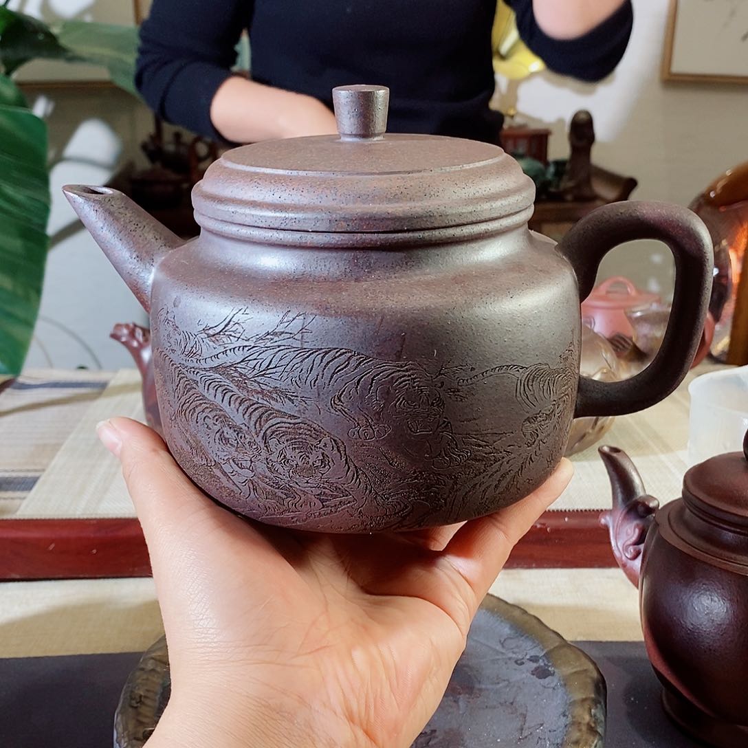 紫砂茶壶宜兴紫砂壶疯狂打