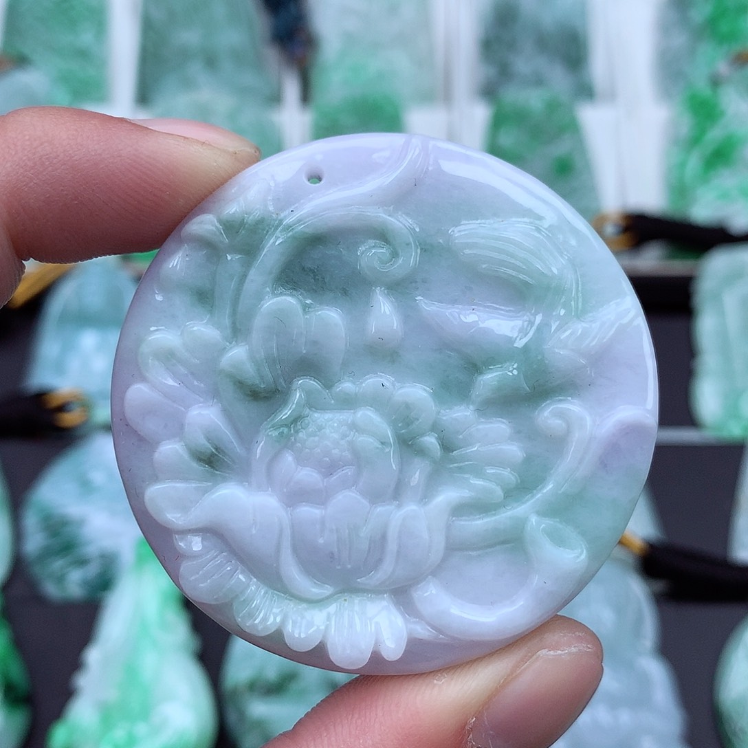 翡翠颈饰未镶嵌翡翠吊坠