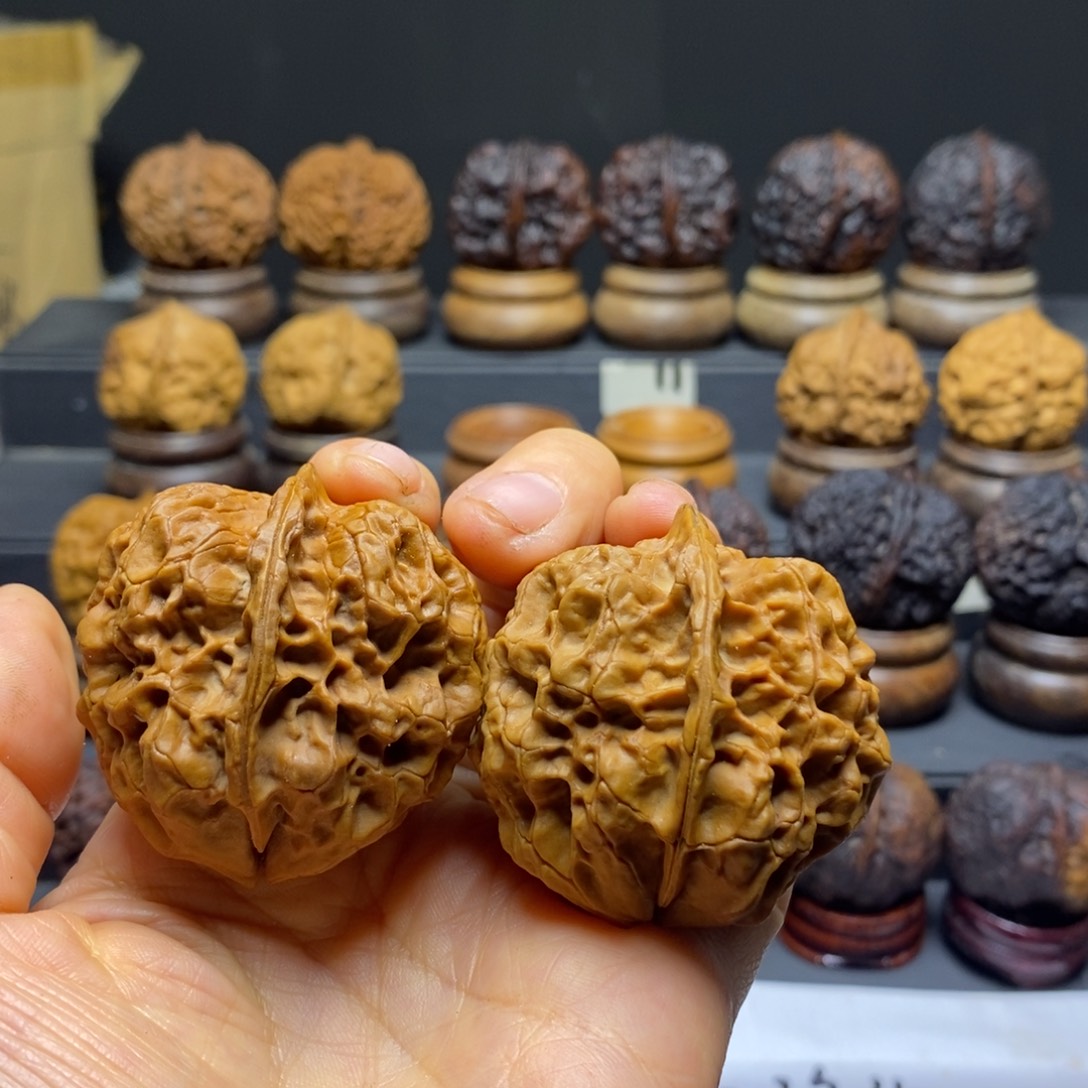 吊坠文玩核桃皇冠45