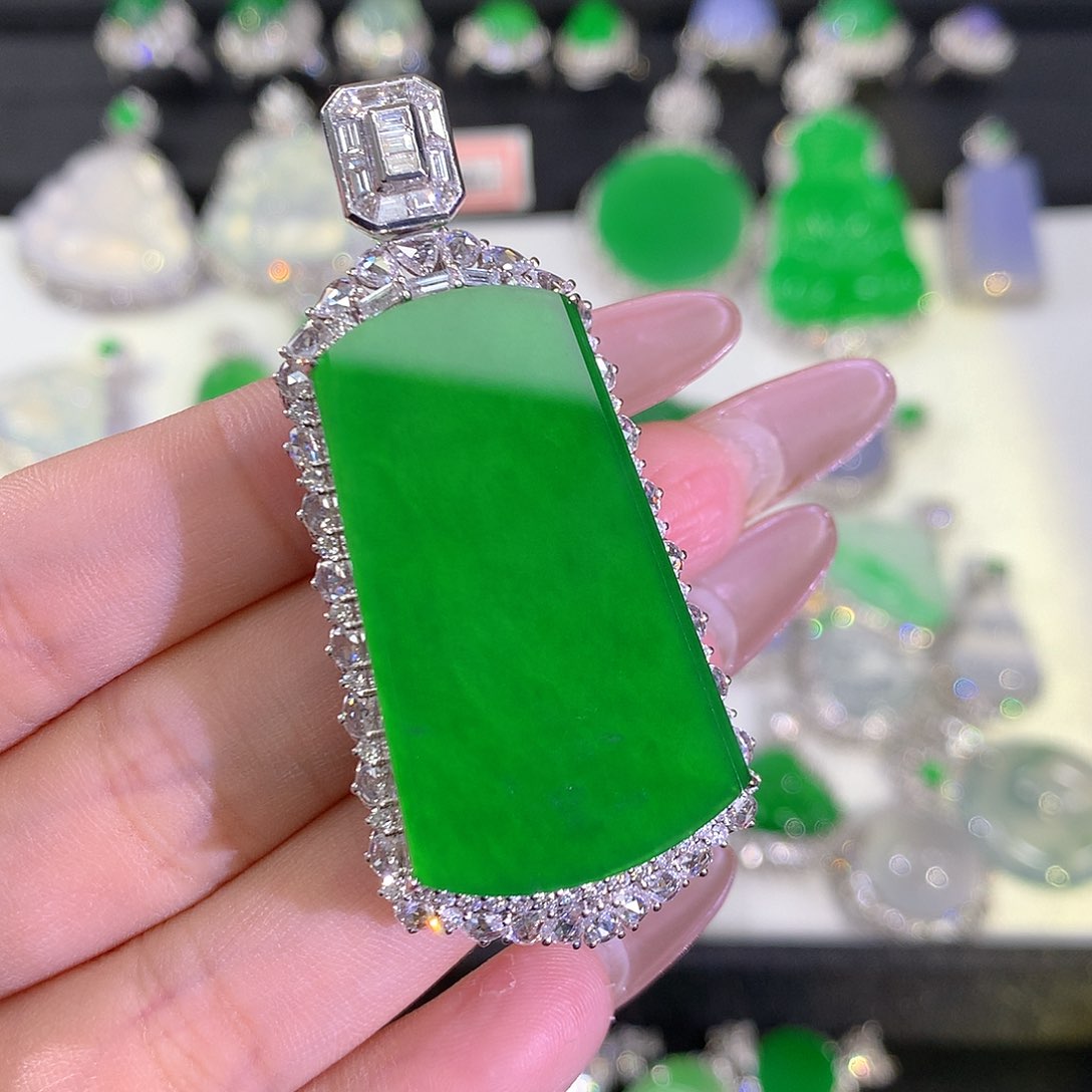 翡翠颈饰18K金镶嵌1111111111