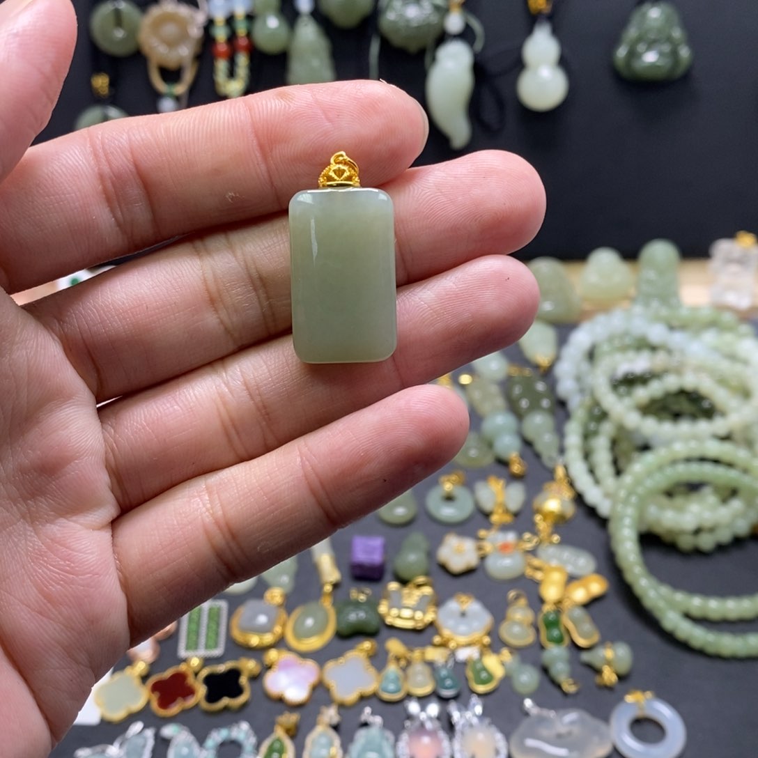 和田玉颈饰银S925镶嵌78无事牌