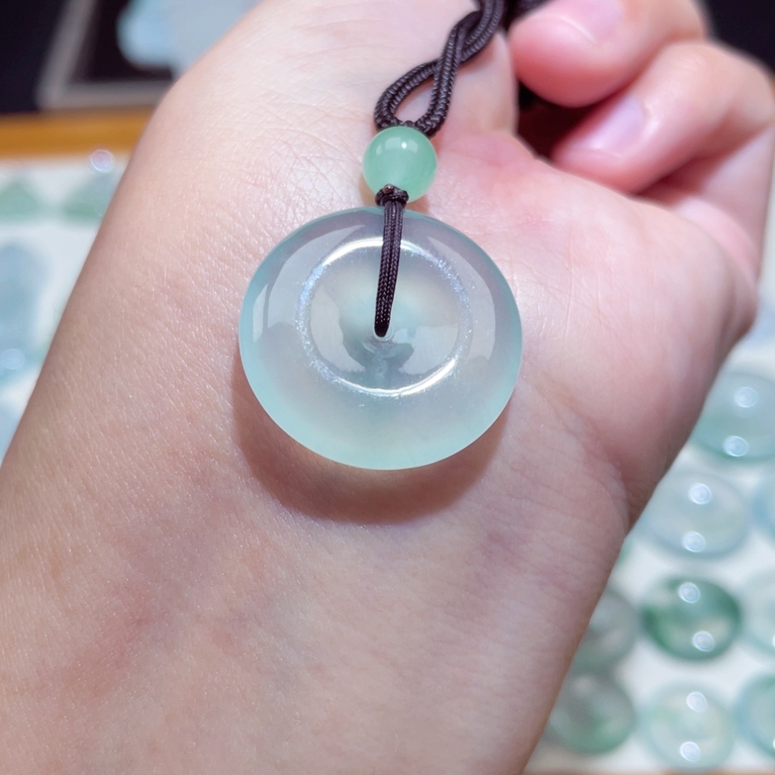 颈饰未镶嵌翡翠扣子