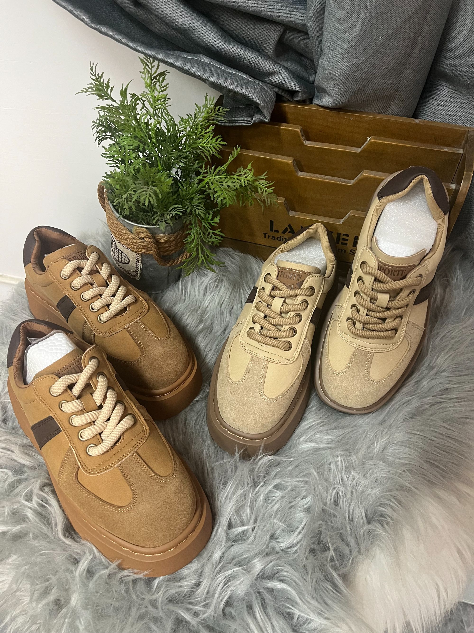 2025新款增高厚底板鞋女款简约百搭休闲板鞋时尚复古德训鞋A606-7