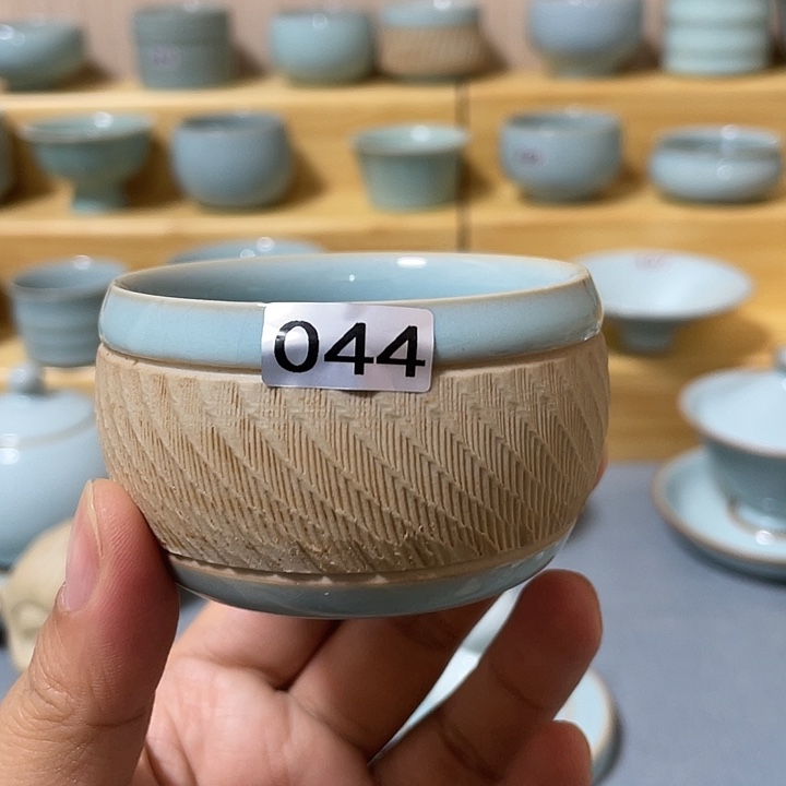 杯子陶瓷跳刀工艺支钉烧大师款微瑕