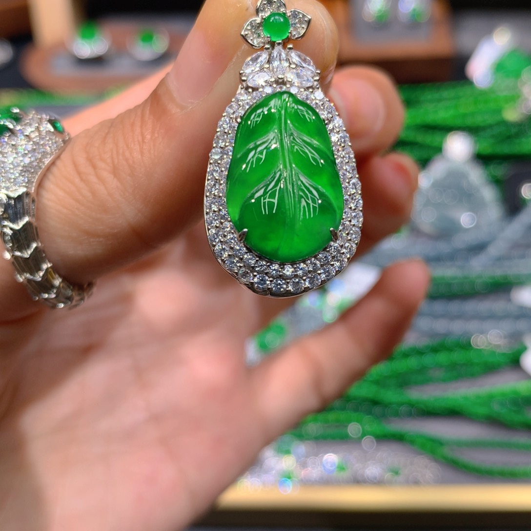 翡翠戒指未镶嵌天然翡翠