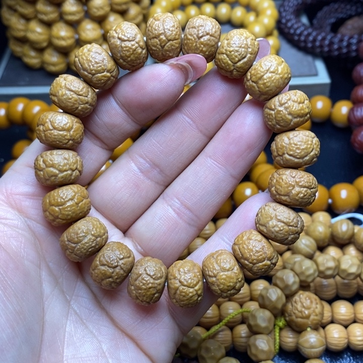 猴头核桃手串猴头