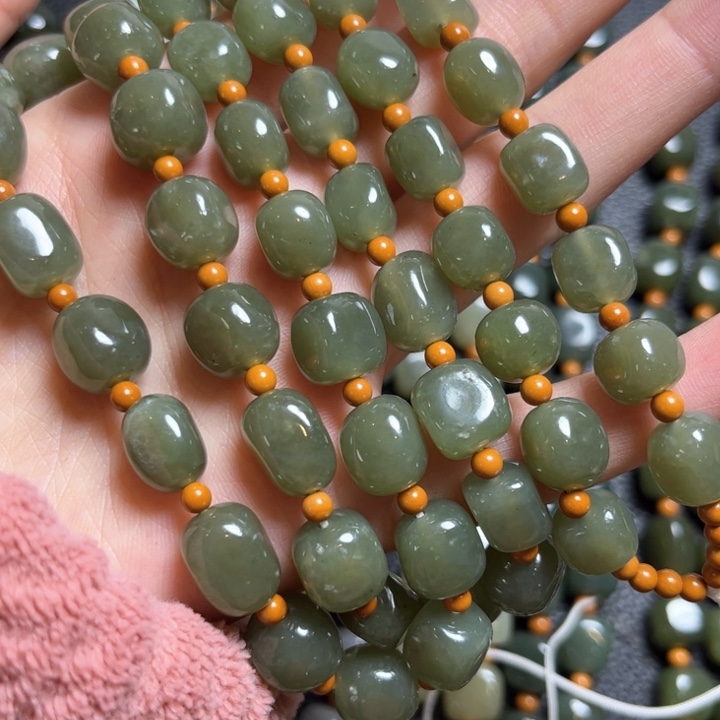 和田玉颈饰9K金镶嵌