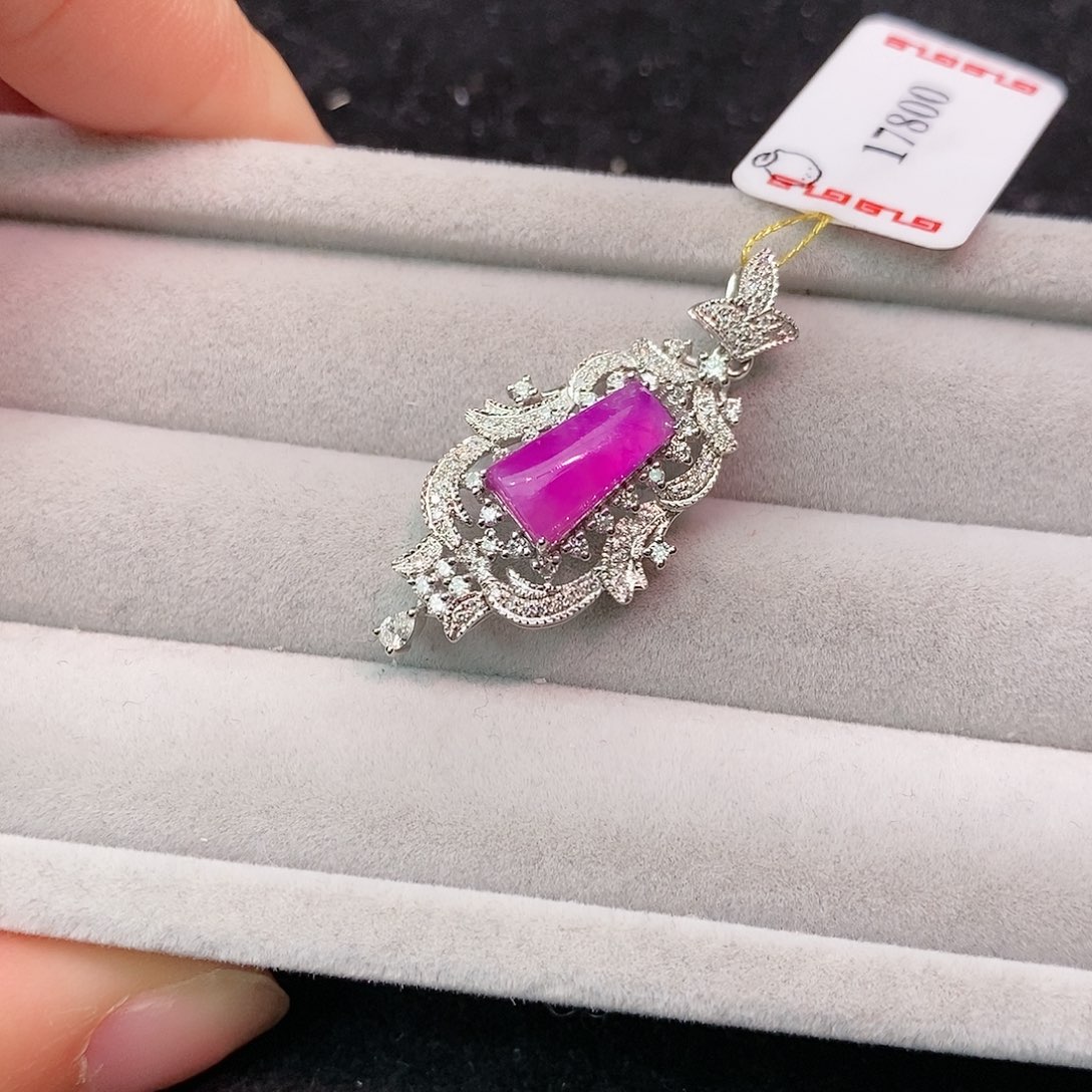 苏纪石（舒俱来）18K金镶嵌吊坠(不含链)