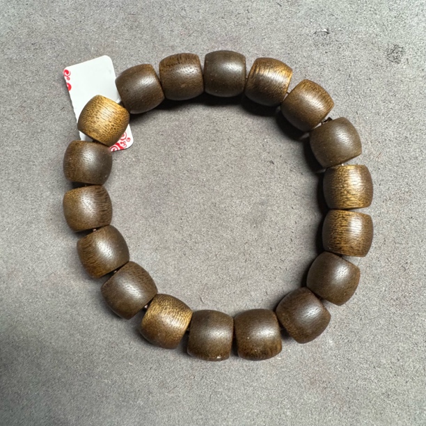 C342沉木桶珠手串