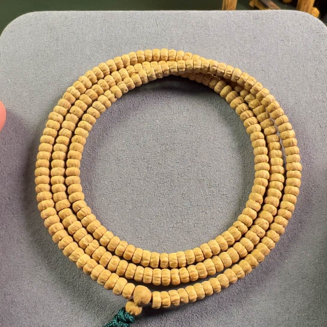 【闪购商品】吊坠柏香籽/百香籽热振黄油皮药片1号