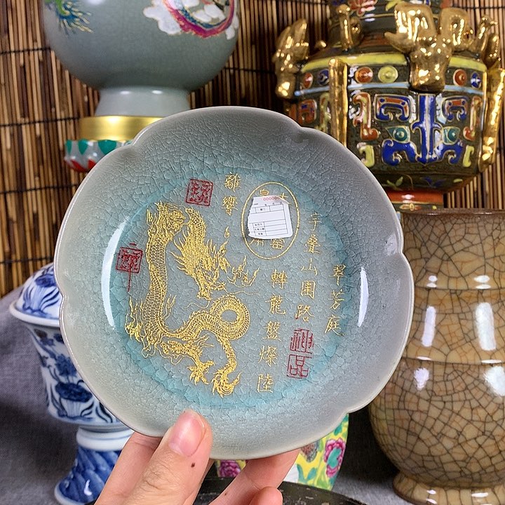 摆件瓷器真的很漂亮的