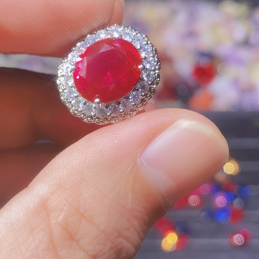 缅甸云上珠宝红宝石（处理）