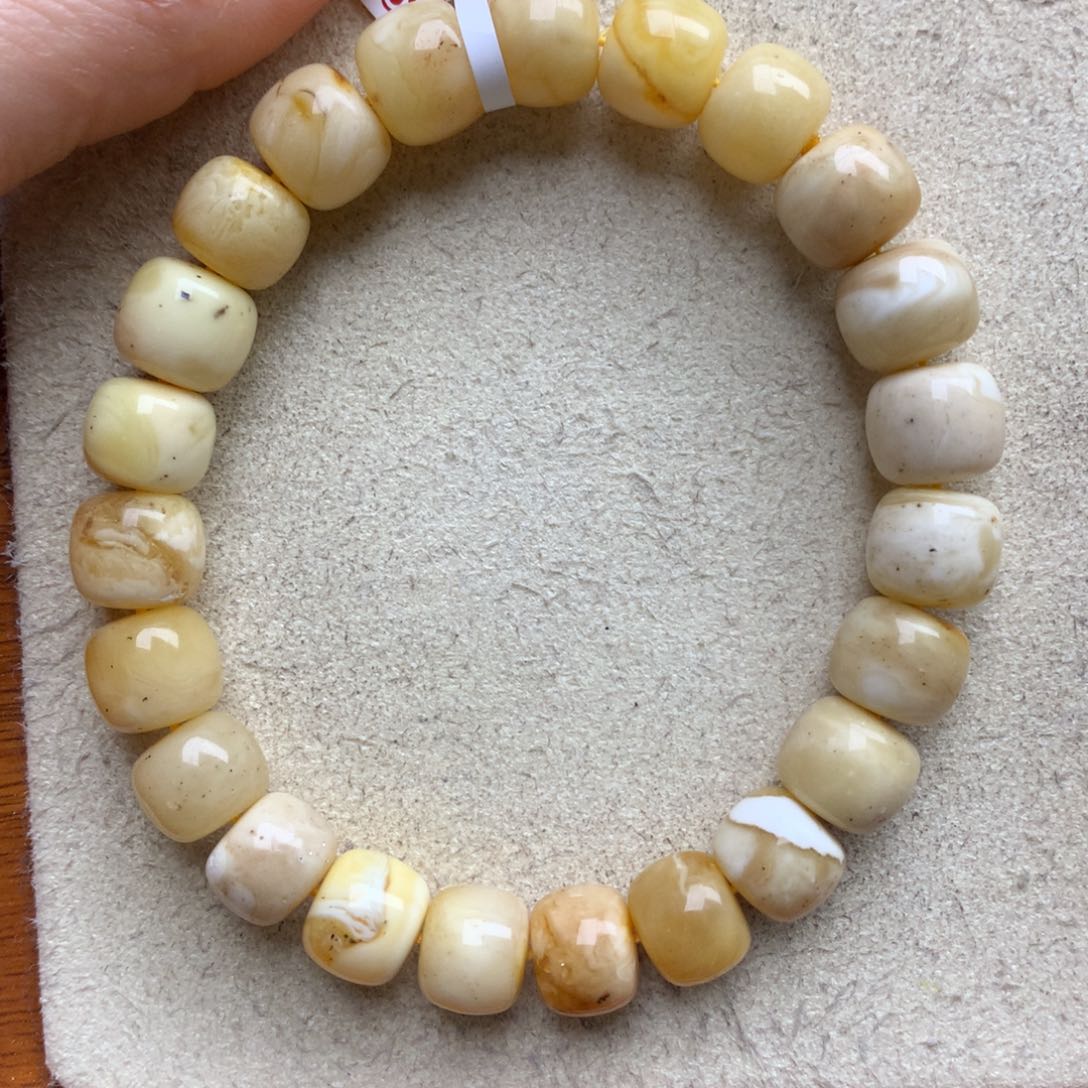 蜜蜡珠宝奇石未镶嵌30