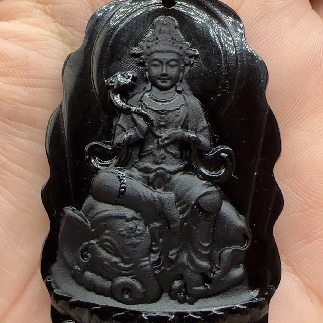 琥珀未镶嵌珠宝奇石龙 蛇 吊坠