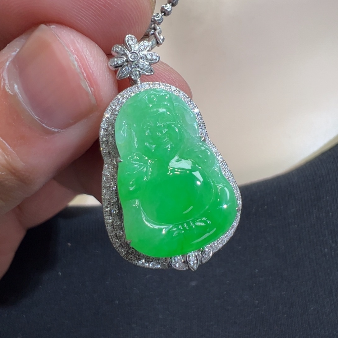 翡翠吊坠(不含链)18K金镶嵌