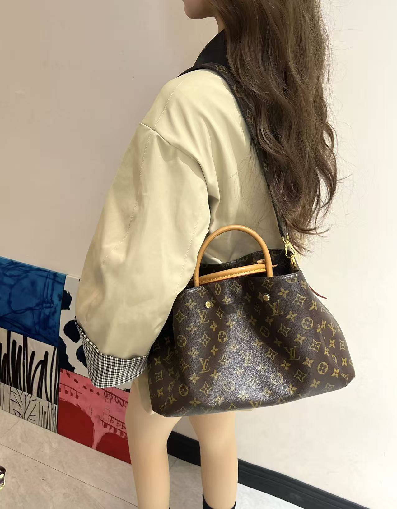 95新 LouisVuitton/路易威登 老花蒙田中号手提包/单肩包