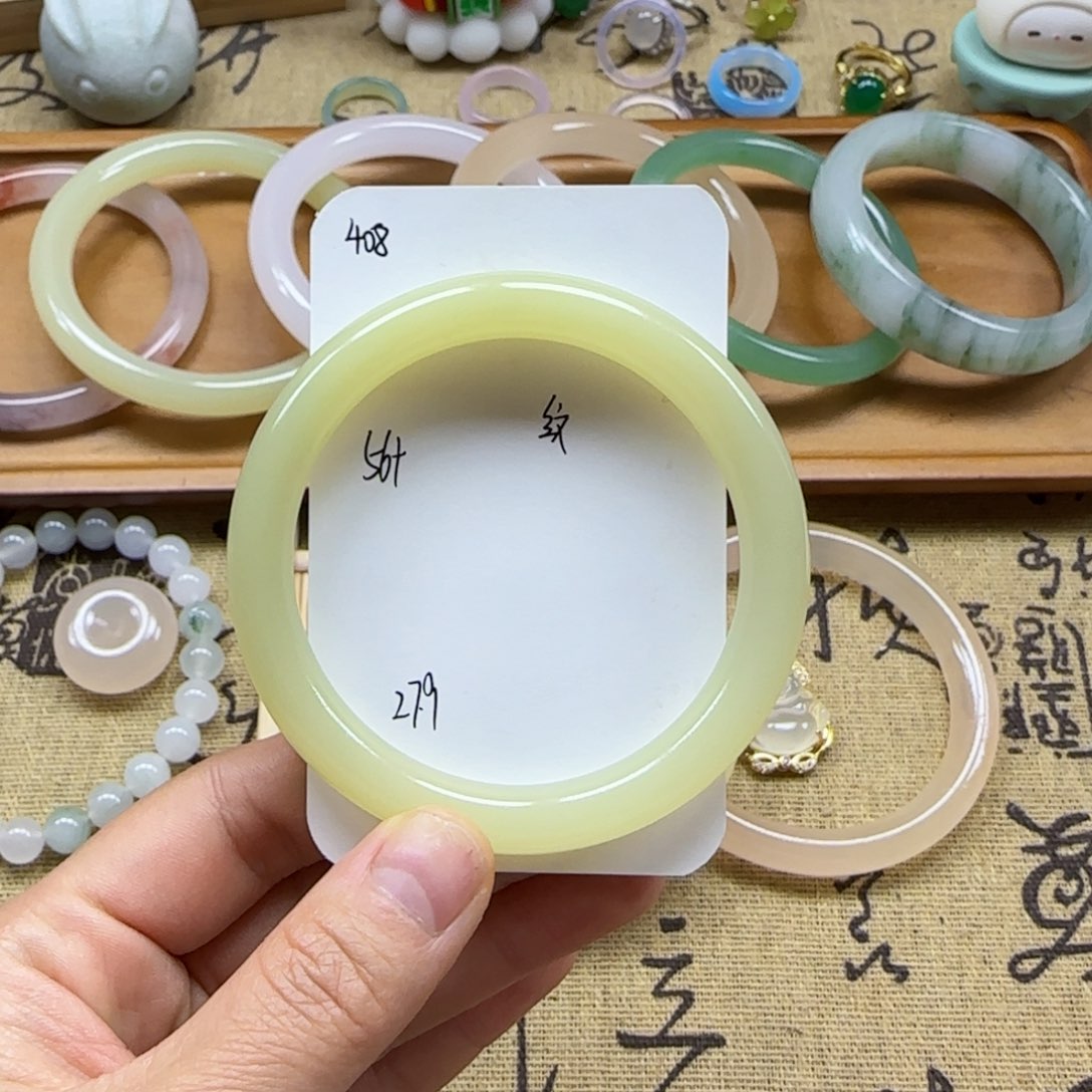 石英质玉手镯未镶嵌408