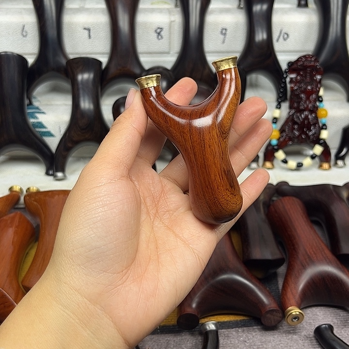 木沙铁快压小胖。。。