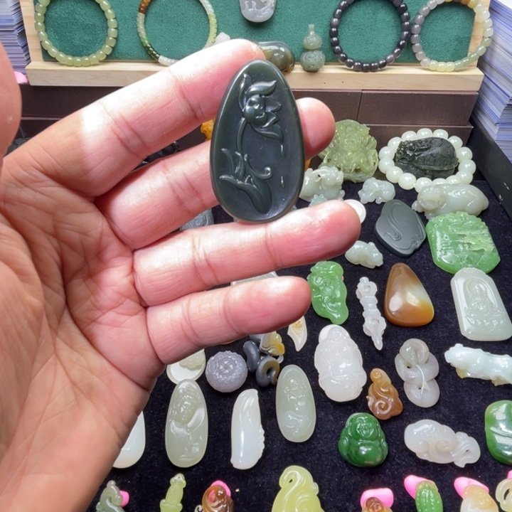 和田玉颈饰未镶嵌定制款