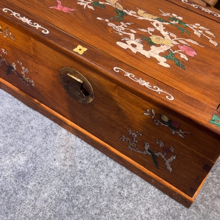 贡木远*箱的的的的的